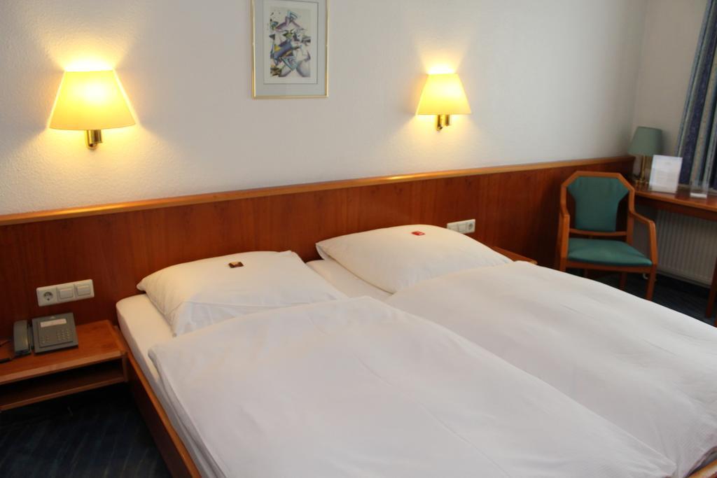 Hotel Sonne Leinfelden-Echterdingen Zimmer foto