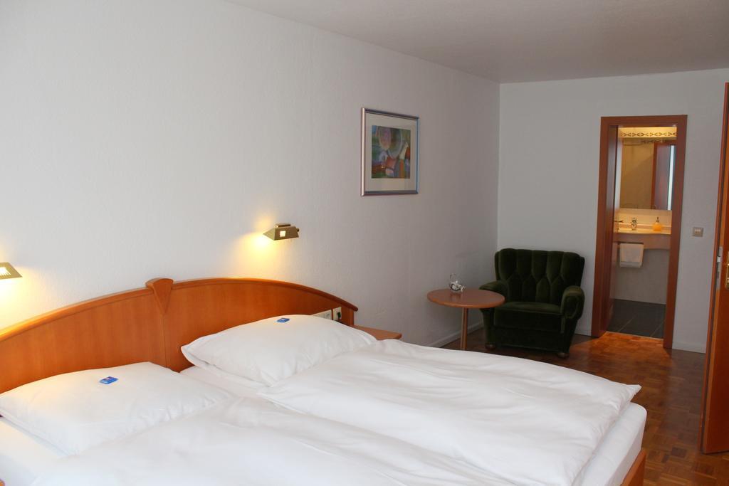 Hotel Sonne Leinfelden-Echterdingen Zimmer foto