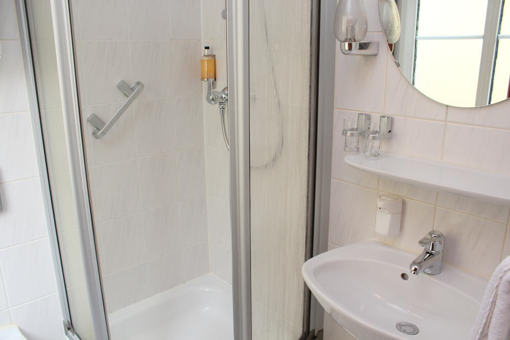 Hotel Sonne Leinfelden-Echterdingen Zimmer foto